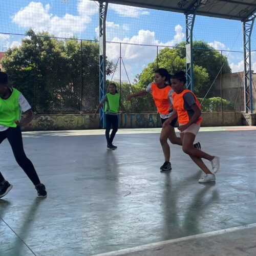ELAS NO FUTEBOL (47)
